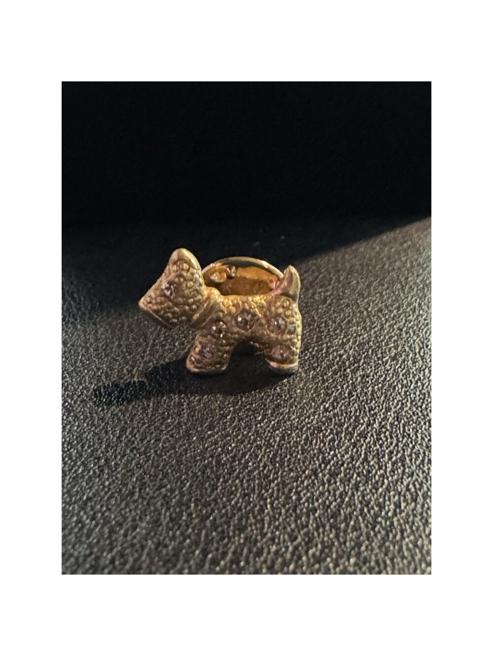 Treasures & Trinkets Scottie Dog Lapel Pin Gold Tone Rhinestone Scottish Terrier